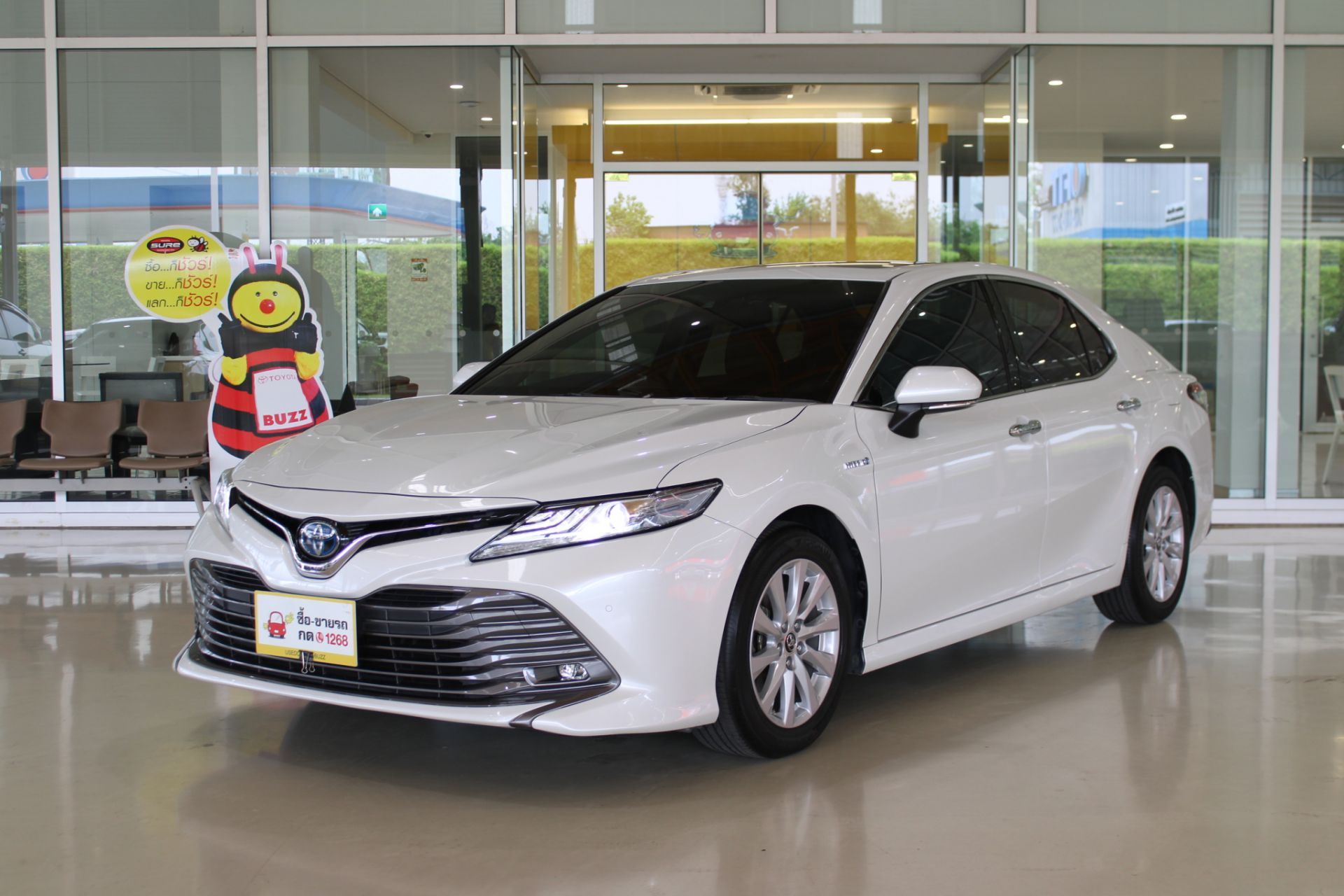 2019 Toyota Camry 2.5 HEV Premium Luxury