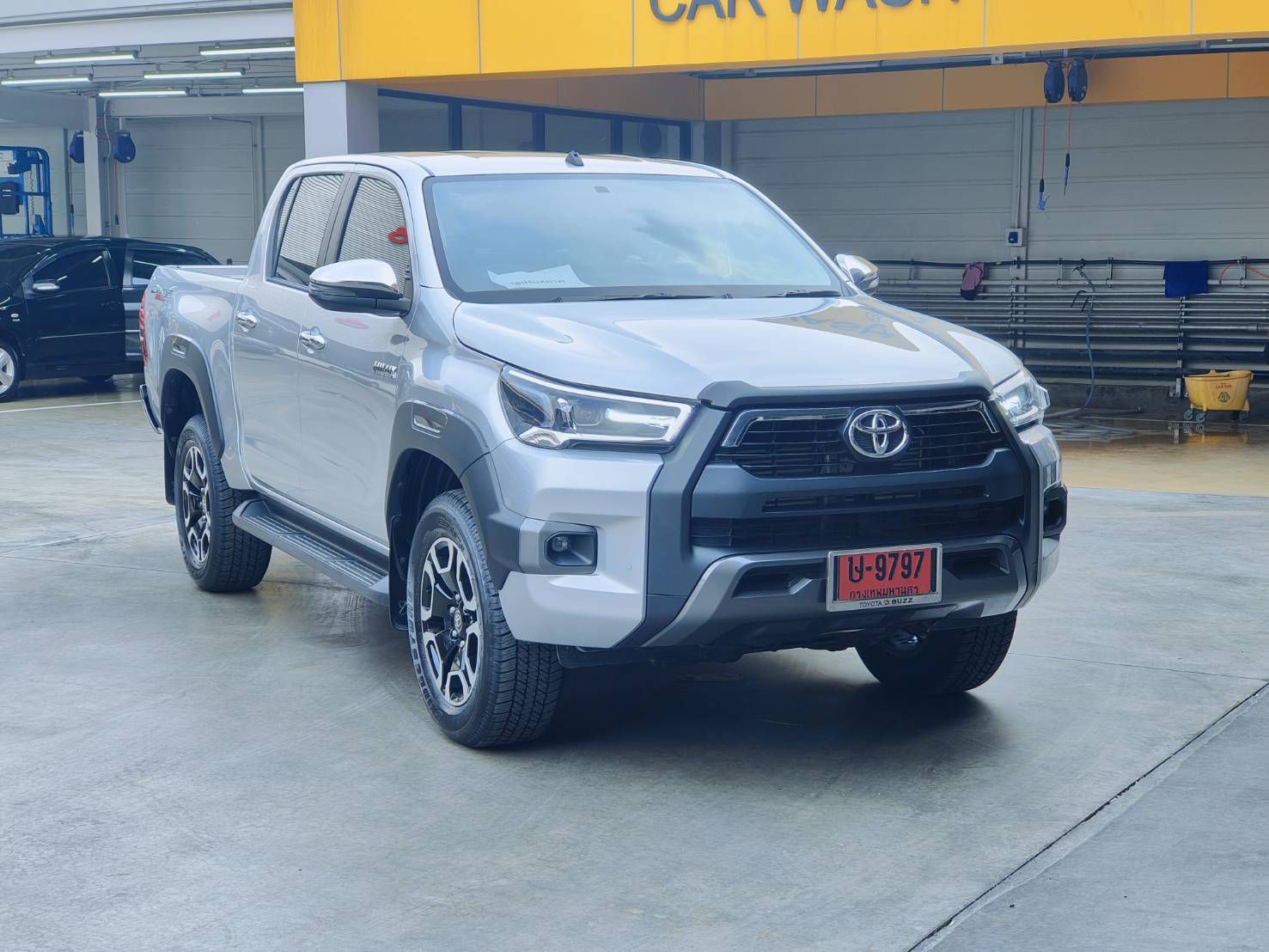 2024 Toyota Revo Double Cab Double Cab Prerunner 2.4 Mid AT