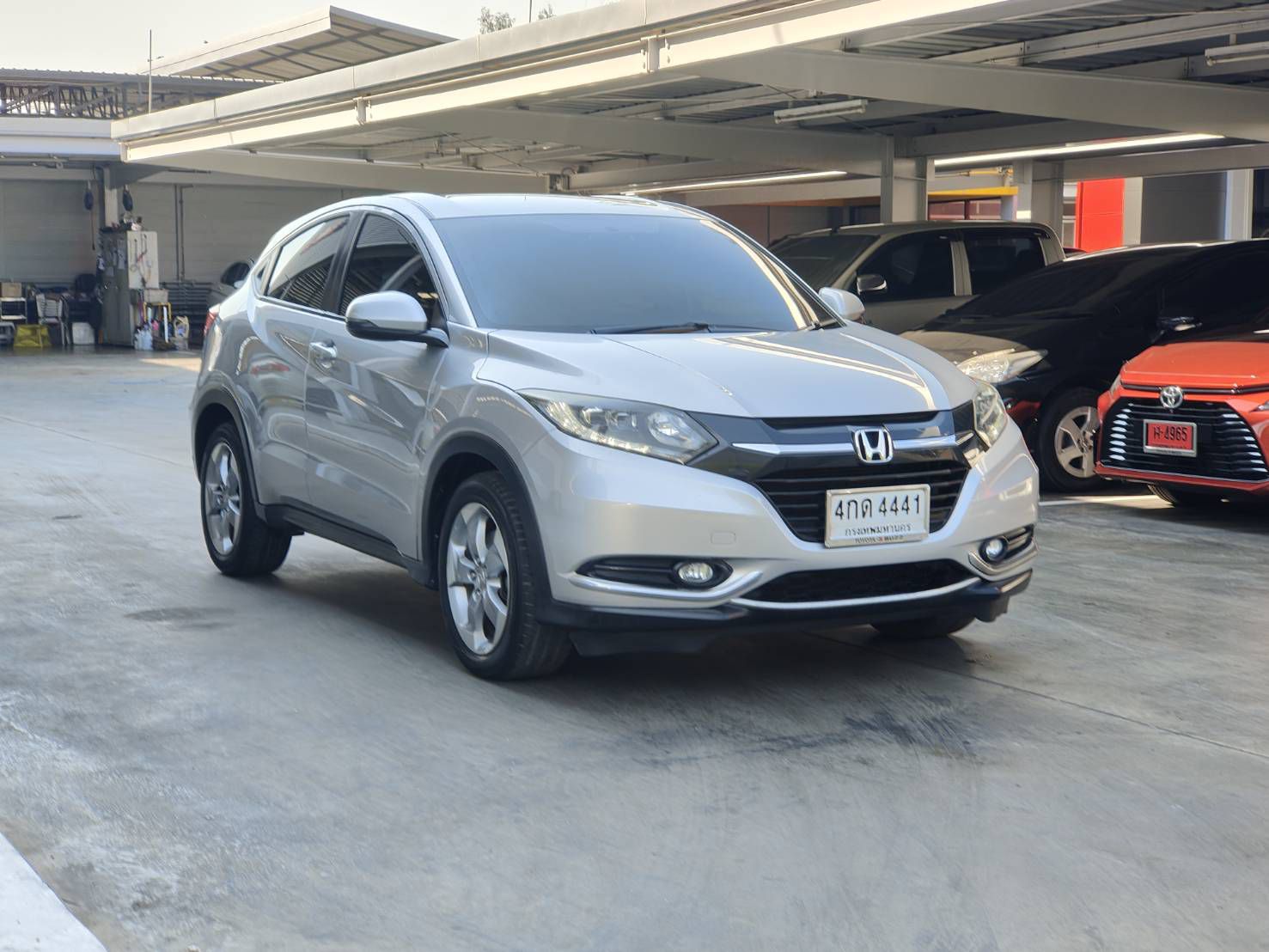 2015 Honda HR-V 1.8 E